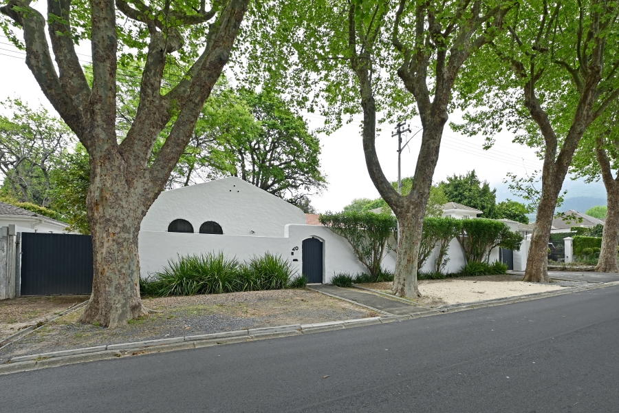 To Let 5 Bedroom Property for Rent in Newlands Western Cape